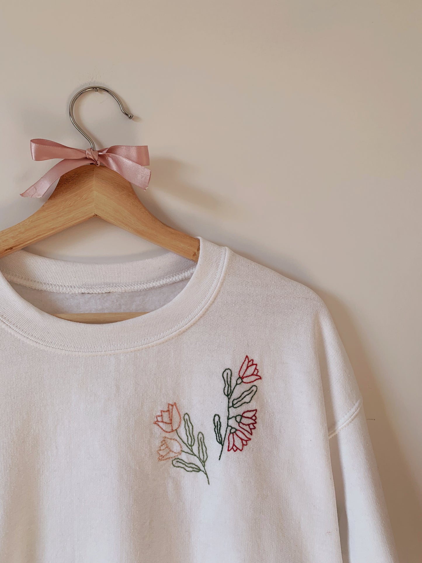 Big Flower Crewneck