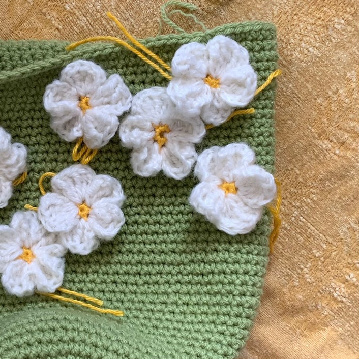 Free Pattern - Crochet Daisies