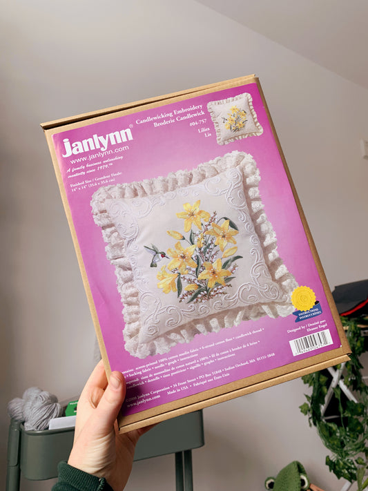 Kit de coussin de broderie vintage