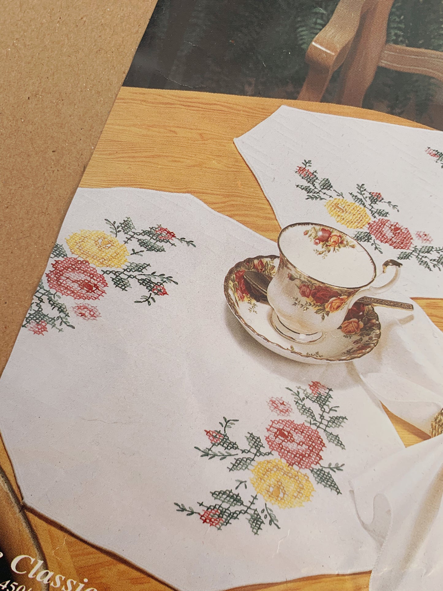 Vintage Embroidery Tabletop Kit